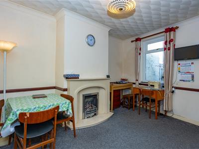 Picture 5